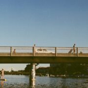 Badekultur in Wien ‒ Donauschwimmen, Wellenbecken, Gänsehäufel